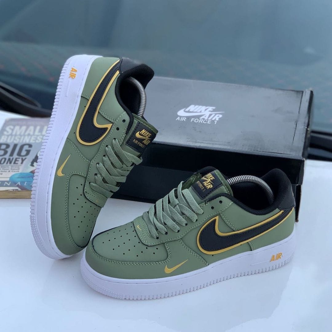 Nike Air Force 1